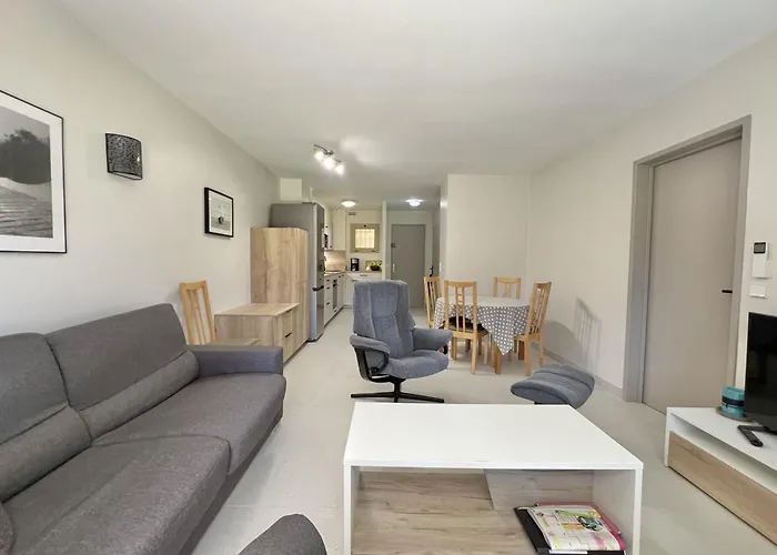 Apartment With Pool Near The Sea Juan-les-Pins